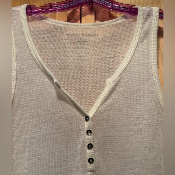 American Eagle Tank Top - Picture 3 of 6
